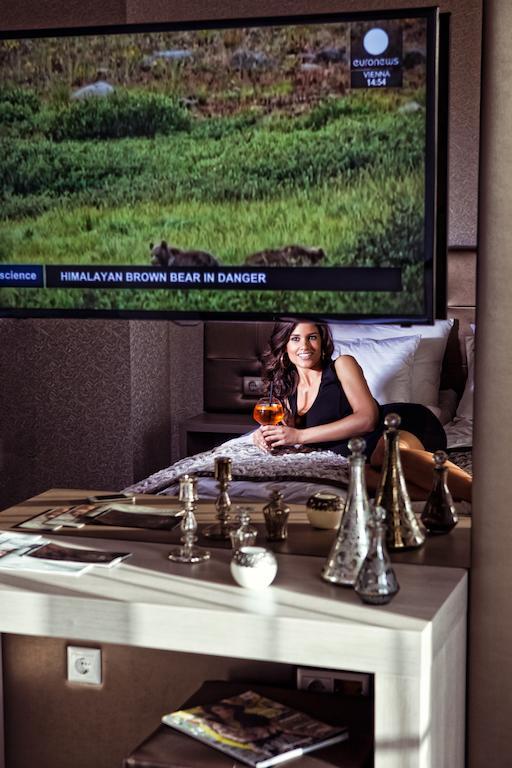 Mirage Hotel Sárvár מראה חיצוני תמונה